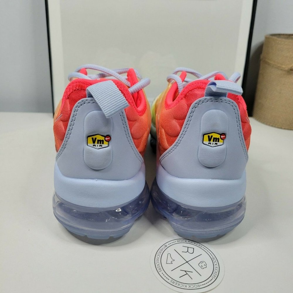 Nike Air VaporMax Plus Sunrise - Picture 3 of 4